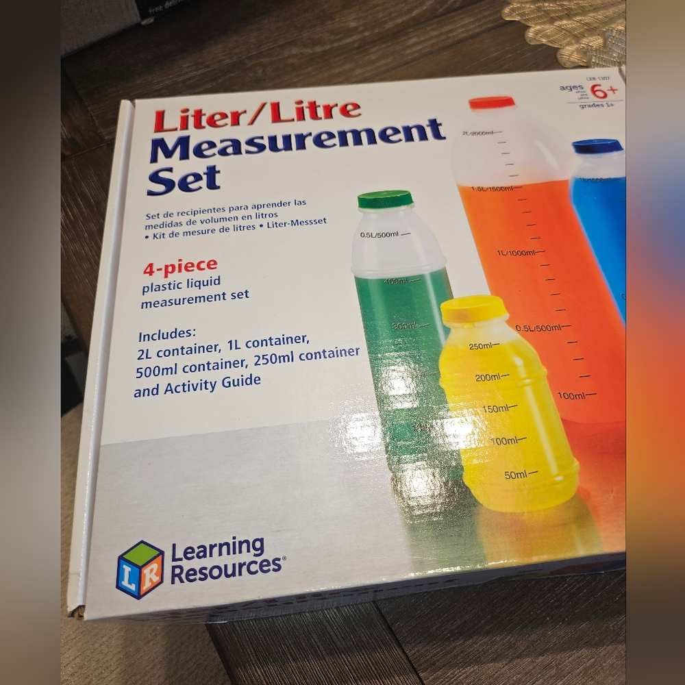 Learning Resources Liter Measurement Set - Multicolor - Picture 2 of 7